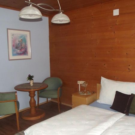 Appartment Sonnenschein อุทเทนดอร์ฟ ภายนอก รูปภาพ