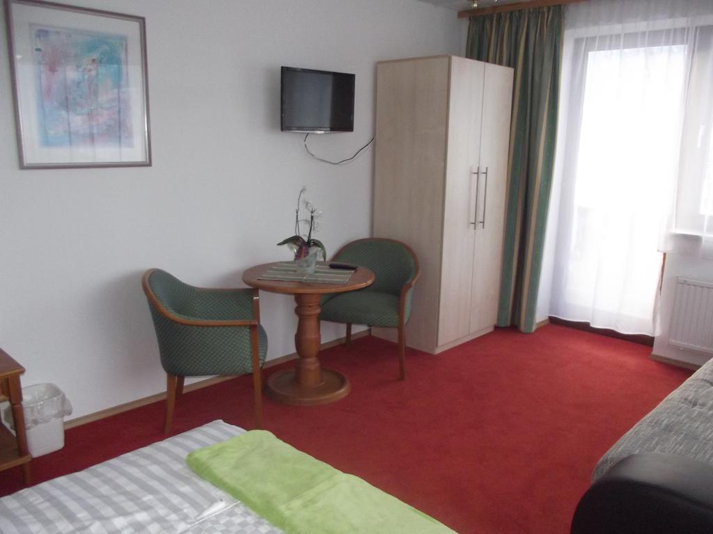 Appartment Sonnenschein อุทเทนดอร์ฟ ภายนอก รูปภาพ