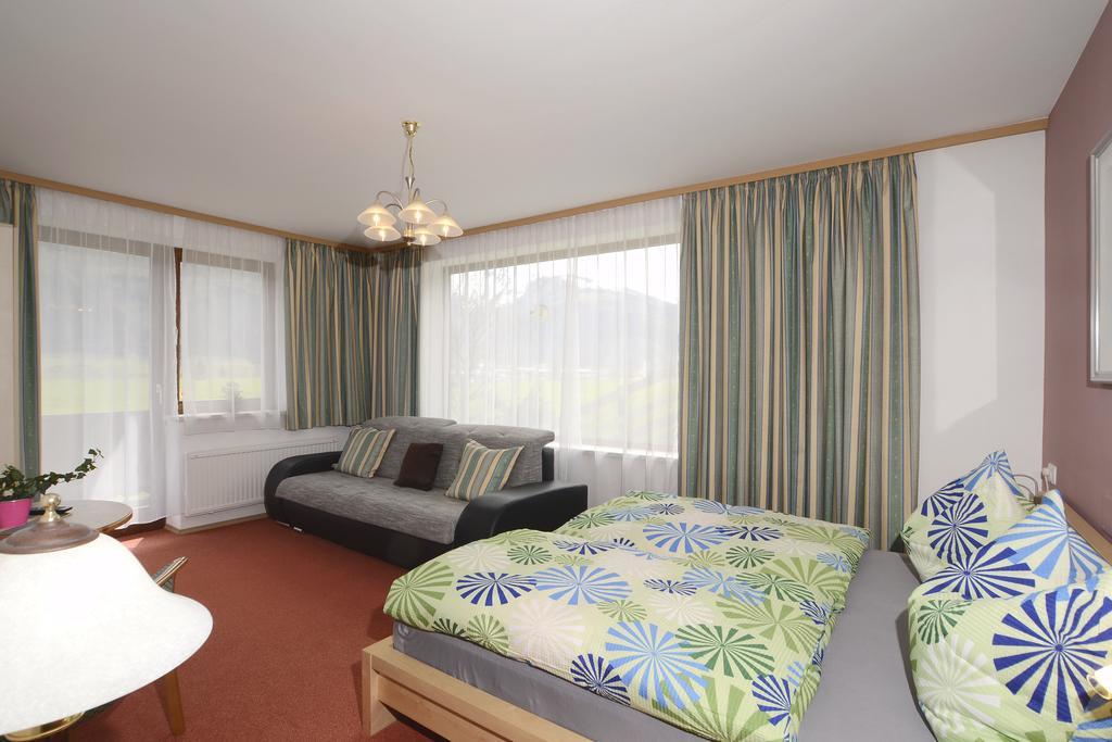 Appartment Sonnenschein อุทเทนดอร์ฟ ภายนอก รูปภาพ