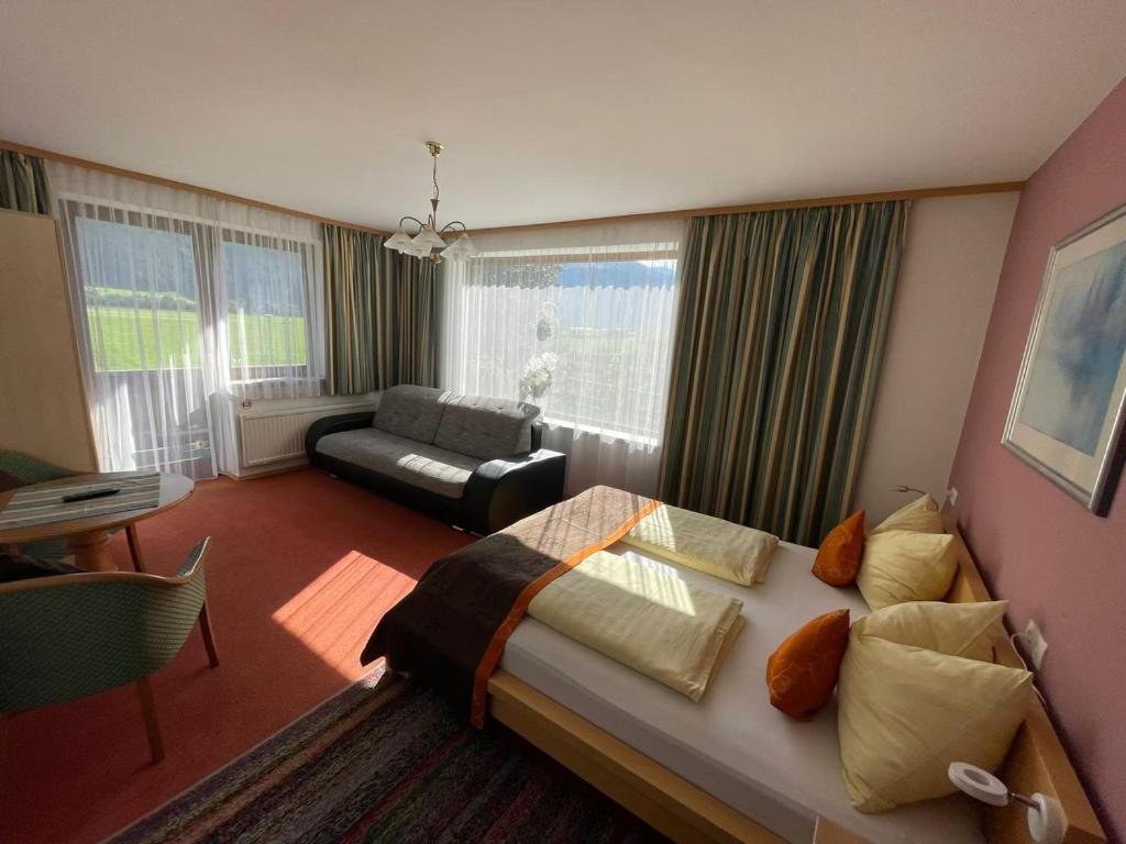 Appartment Sonnenschein อุทเทนดอร์ฟ ภายนอก รูปภาพ