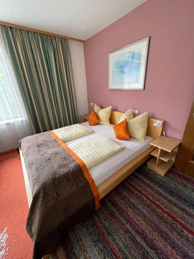 Appartment Sonnenschein อุทเทนดอร์ฟ ภายนอก รูปภาพ